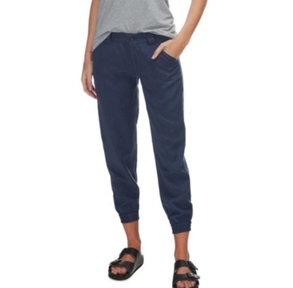 Patagonia Edge Win Joggers Dolomite Blue Size 6 Tencel Lyocell Like New
